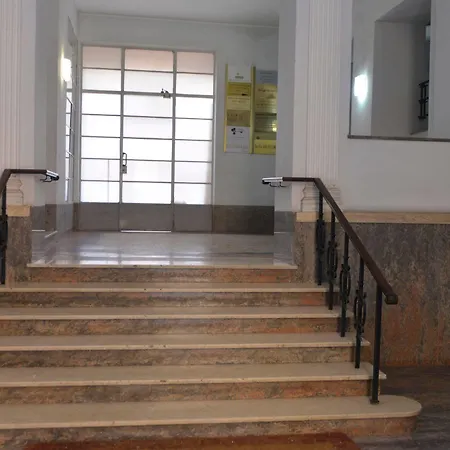 Domus Horatio فندق مبيت وإفطار 2*